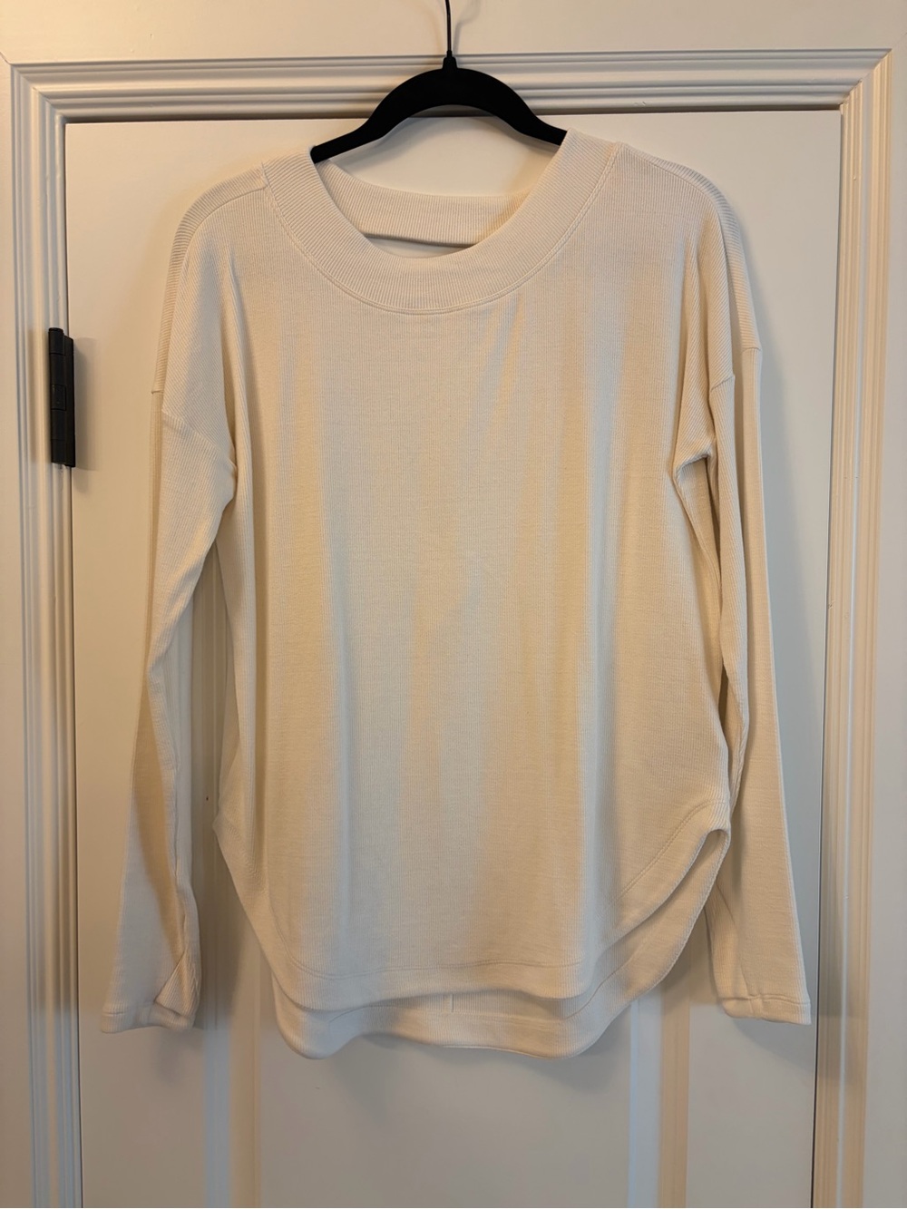 Athleta Cream Ribbed Long Sleeve Top